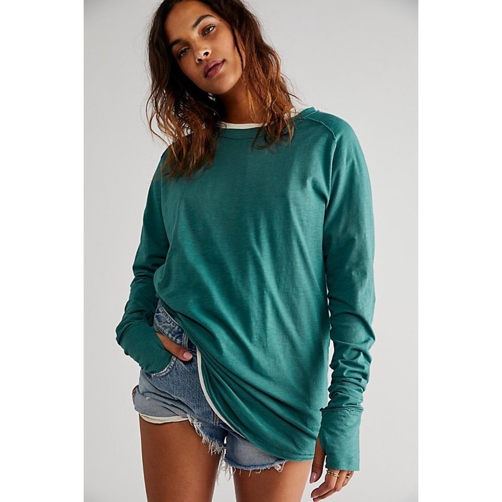 We The Free Arden T-Shirt Womens M Teal Green Long Sleeve Thumbhole Raw Edge